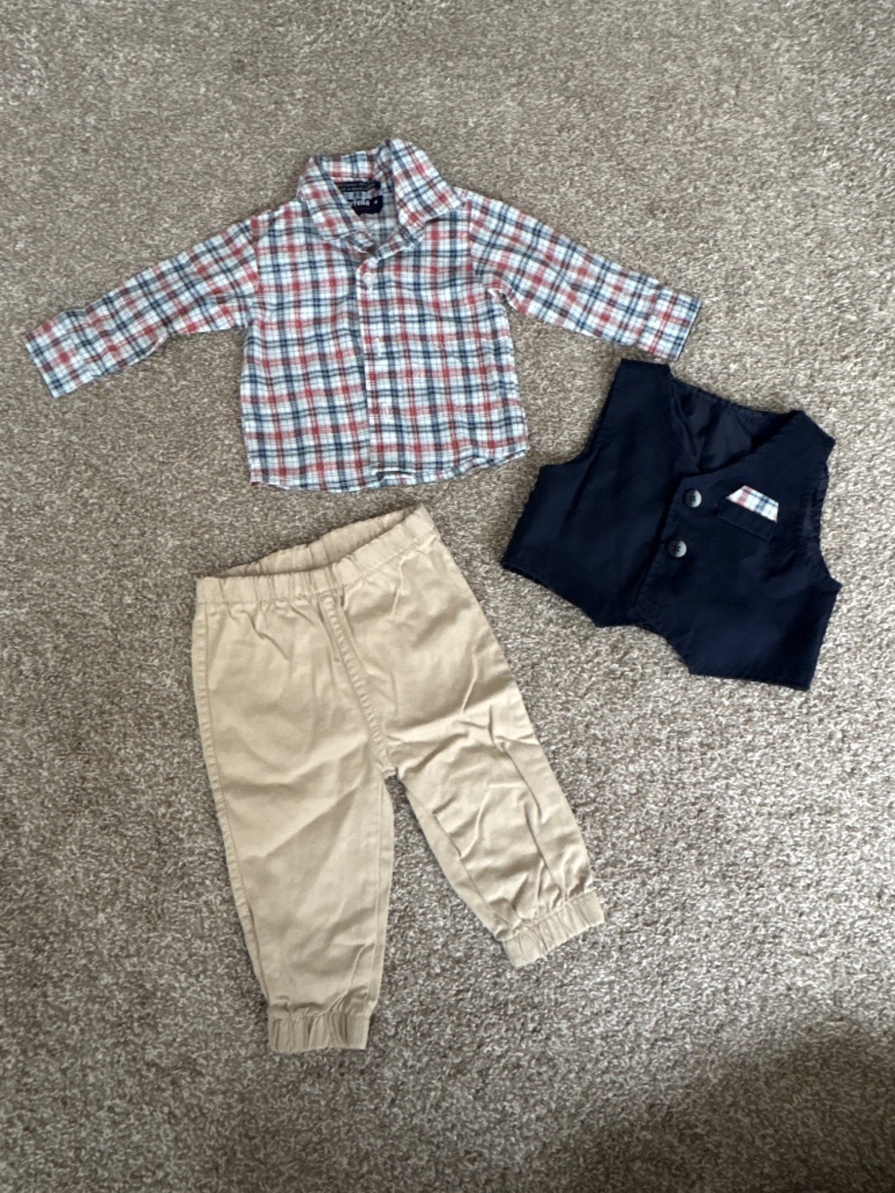 Baby boy 3 piece outfit size 12 months